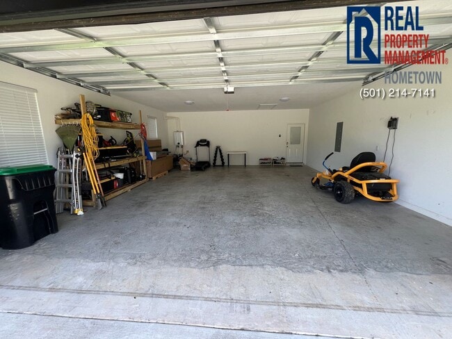 Building Photo - 25 Emma Dr