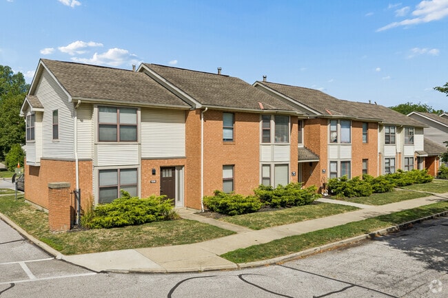 Building Photo - Lexington Village Apartments