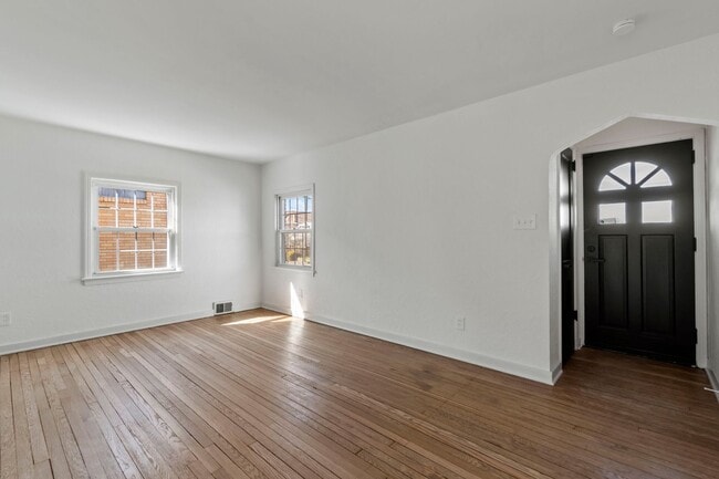 Building Photo - READY for Move-In! Fully RENOVATED 3 bedroom in WEST MIFFLIN! COME CHECK IT OUT!