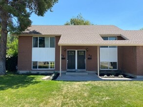 Building Photo - Orem Duplex - Downstairs