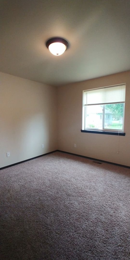 Building Photo - Aberdeen 3 bedroom, 1 bath home