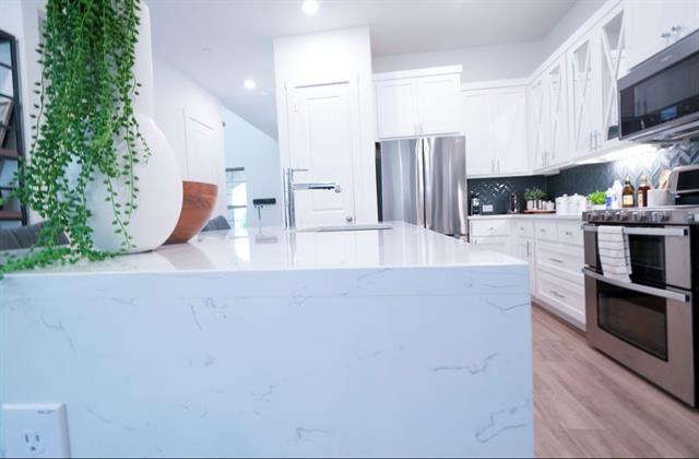 Building Photo - 4533 English Maple Dr