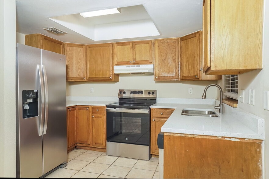 Building Photo - 2264 Silver Maple Ct