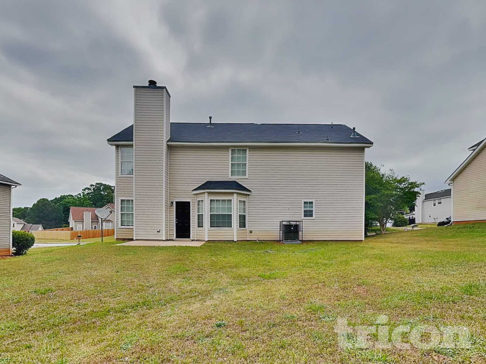 Building Photo - 50 Robertford Dr