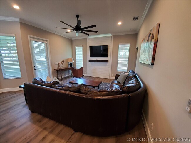 Building Photo - 13917 Sheffield Ct