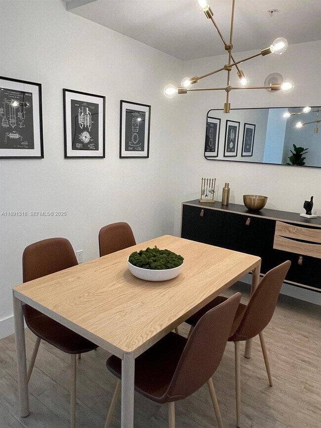 Building Photo - 1111 SW 1st Ave