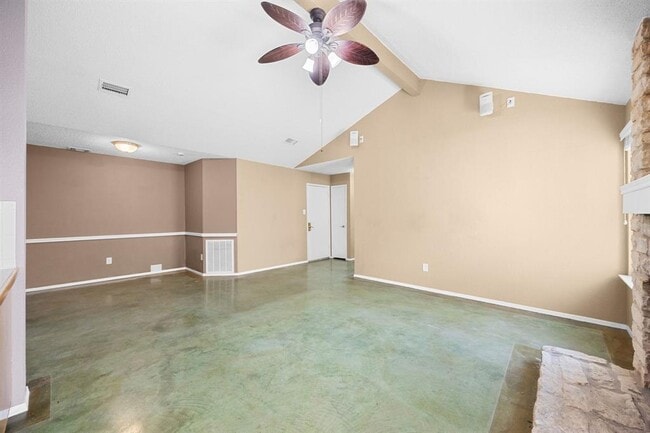 Building Photo - 16710 Whitebrush Loop