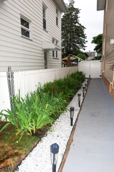 Building Photo - 89 Van Riper Ave