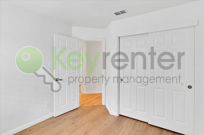 Building Photo - 8428 Cassatt Way