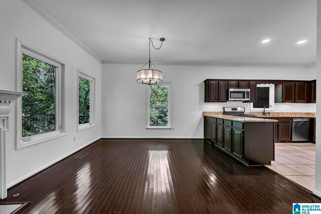 Building Photo - 25 The Falls Dr