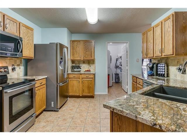 Building Photo - 2821 Briargrove Ln