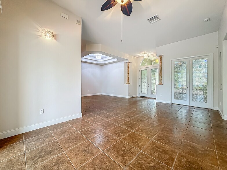 Building Photo - 20626 Longleaf Pine Ave