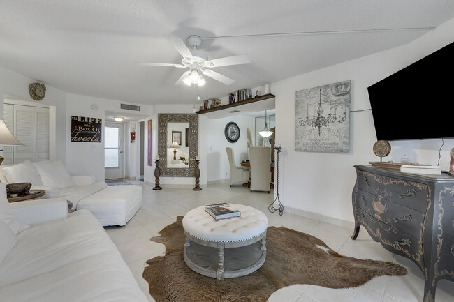 Building Photo - 3755 Viale Matera