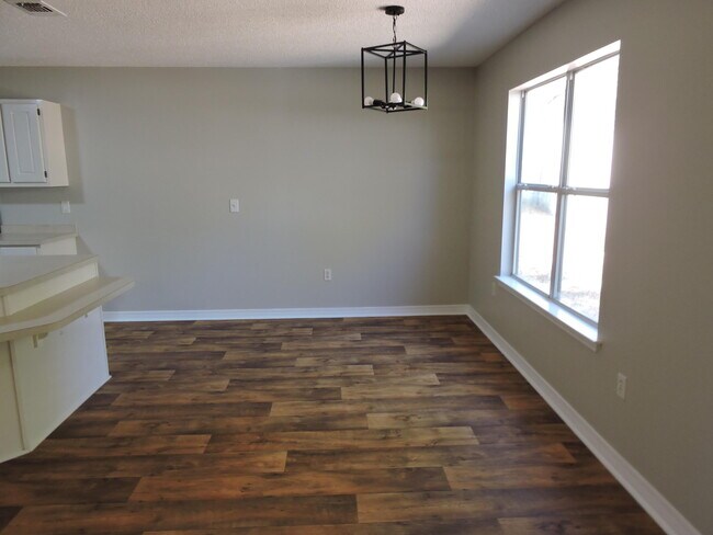 Building Photo - 4738 Connor Dr