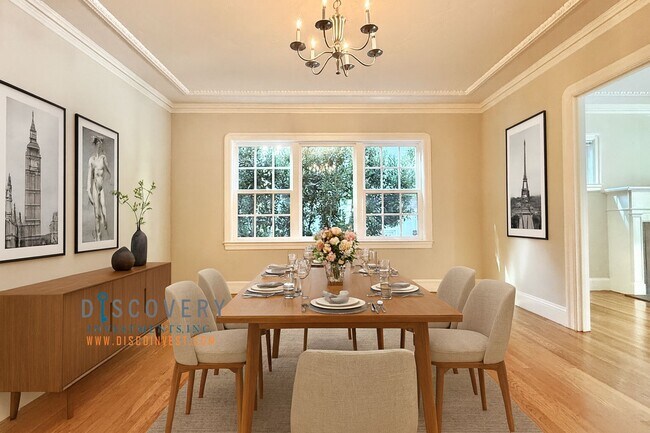 Building Photo - Upper Rockridge 3 Bedroom Home