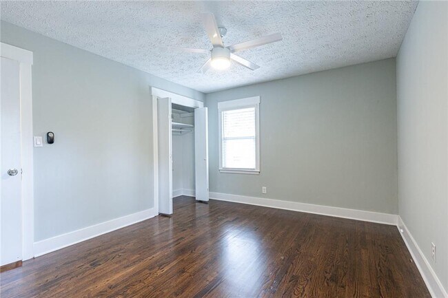 Building Photo - 2971 Stratford Arms Dr