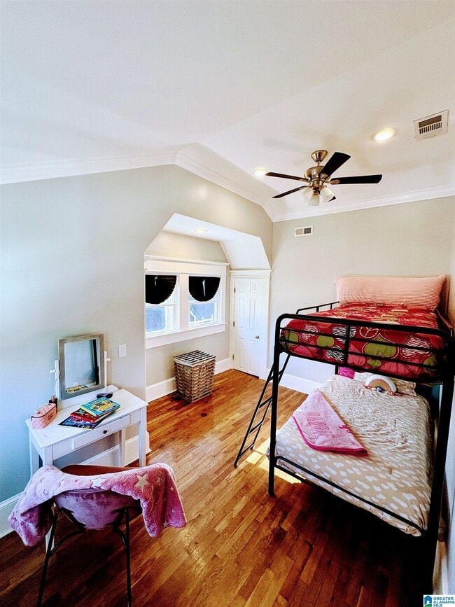 Building Photo - 7818 6th Ave S