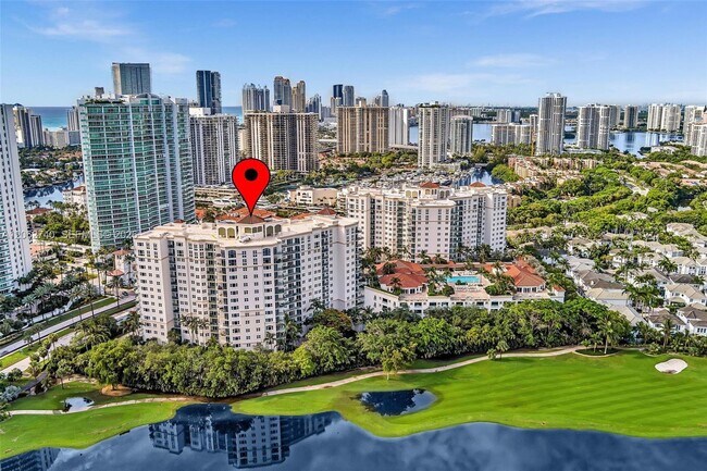 Building Photo - 20000 E Country Club Dr