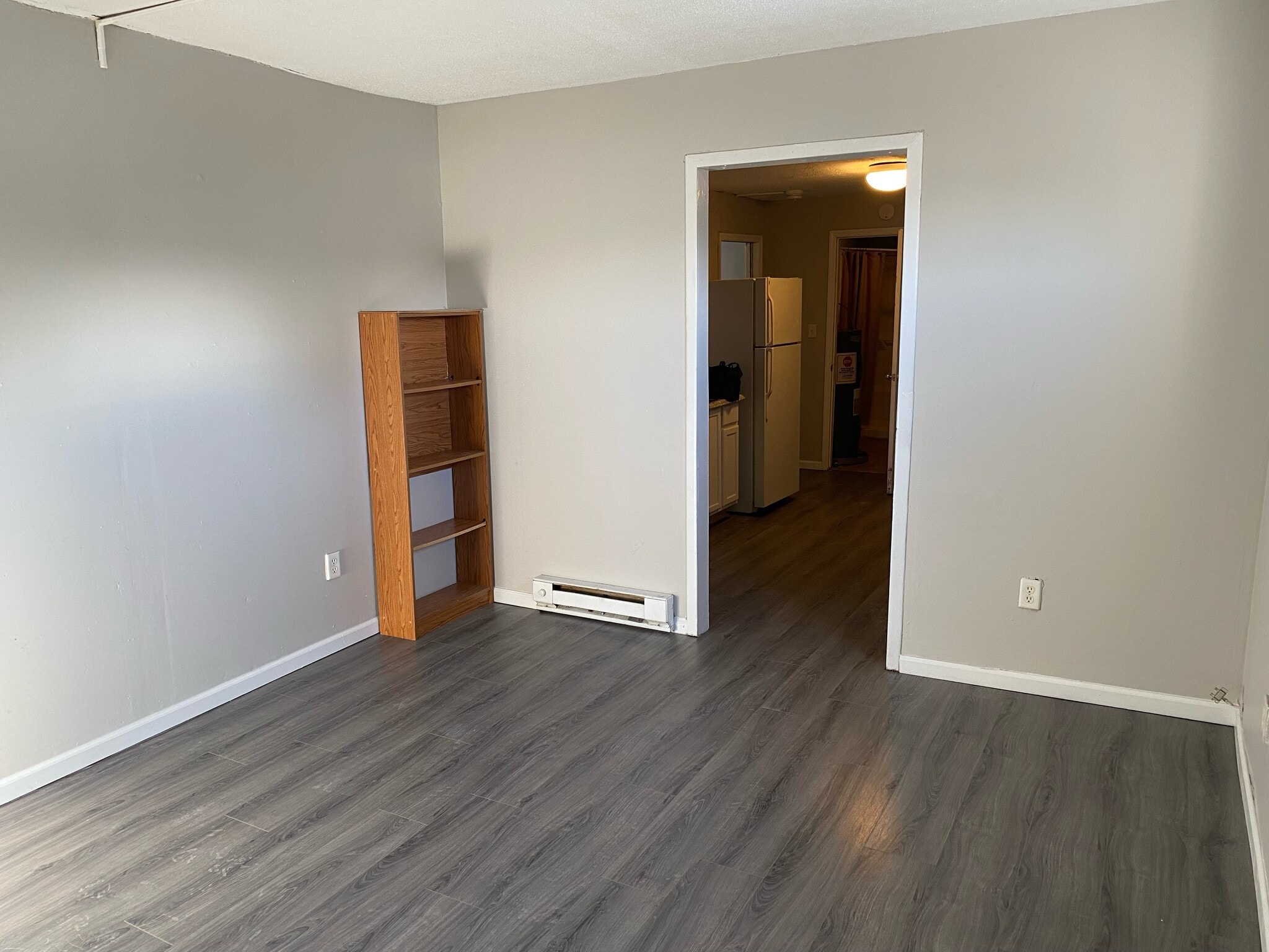 Building Photo - 245 S Washington St