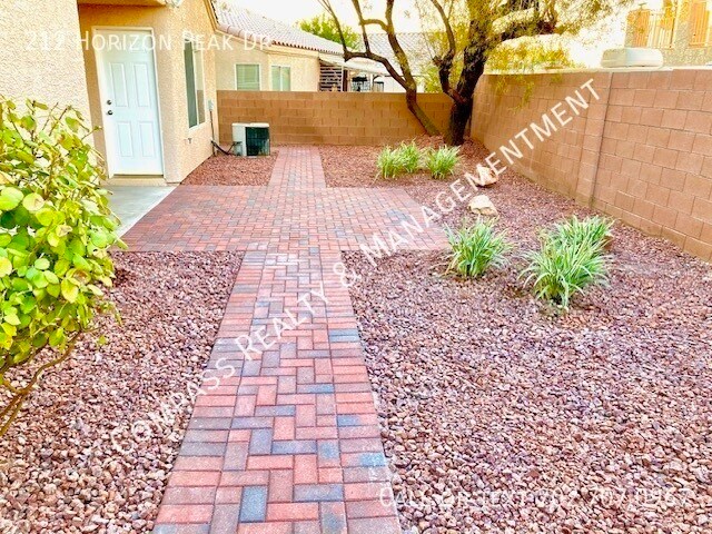 Building Photo - 212 Horizon Peak Dr