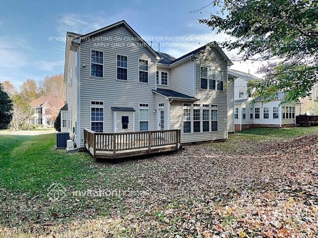 Building Photo - 10124 Rivendell Ln