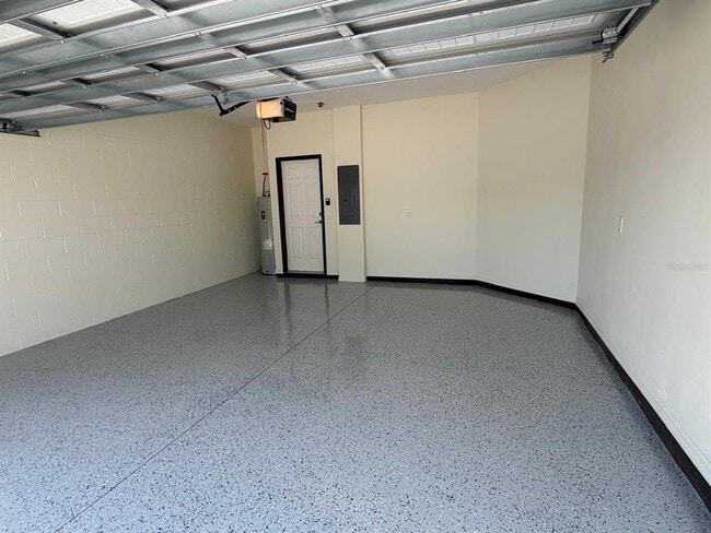 Building Photo - 1854 Overcup Ave