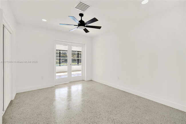 Building Photo - 9790 SW 136th St