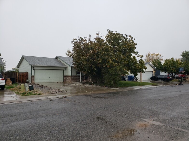 Building Photo - 461 N Sun Ct