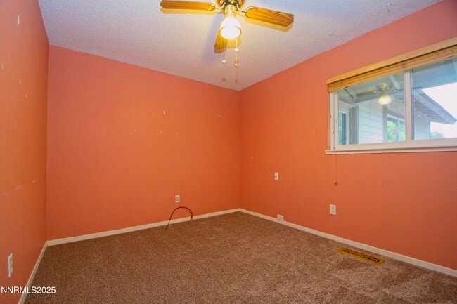 Building Photo - 1146 Glacier Dr