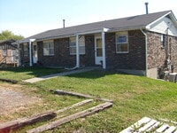 Building Photo - 754 Demaret Dr