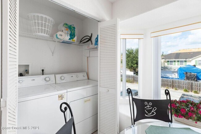 Building Photo - 135 Ocean Park Ln