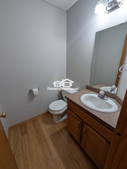 Building Photo - 10549 64th Way NE