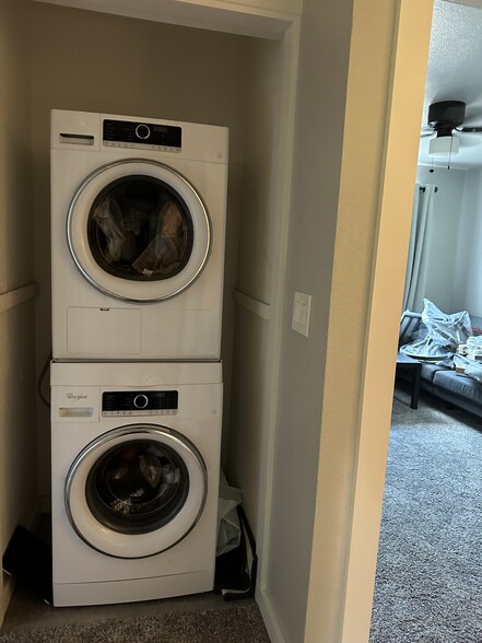 Upstairs washer/ dryer - 2910 Pennyroyal Dr