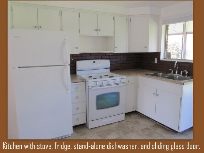 Building Photo - SINGLE FAMILY HOUSING -  2 bed/1 bath in Orem