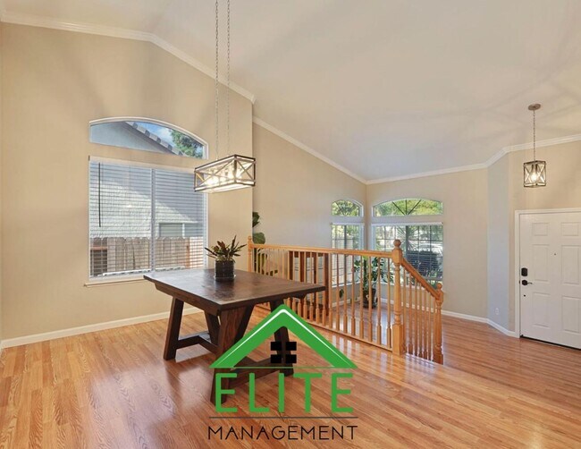 Building Photo - Spacious 4-Bedroom, 3-Bath Home in Desirab...