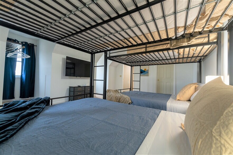 Building Photo - 3115 Wild Cherry Ridge W