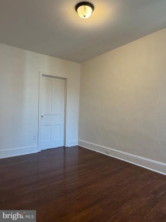 Building Photo - 2667 N Napa St