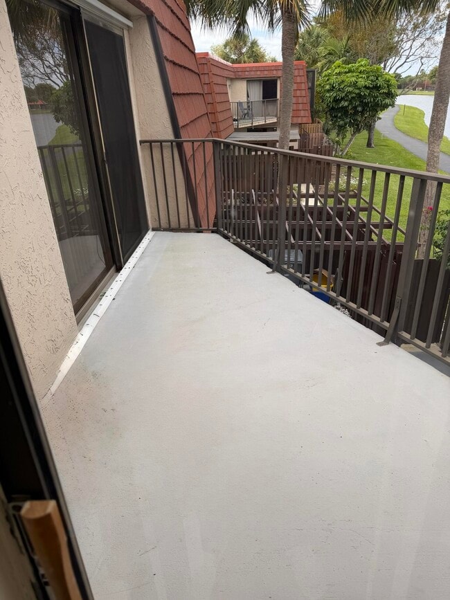 Building Photo - 8461 Boca Rio Dr