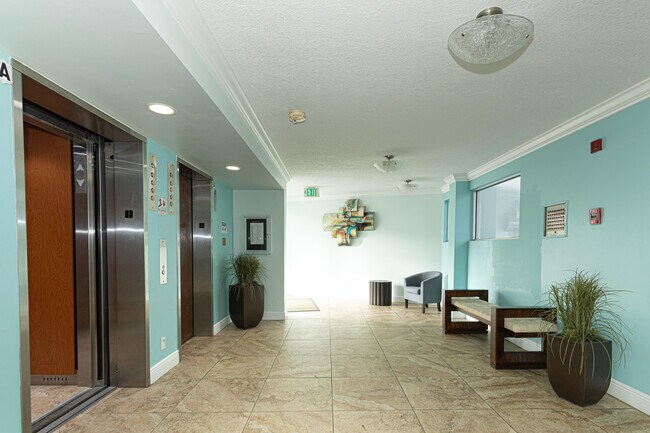 Building Photo - 6500 NW 2nd Ave