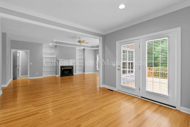 Building Photo - 4728 Wedgefield Dr