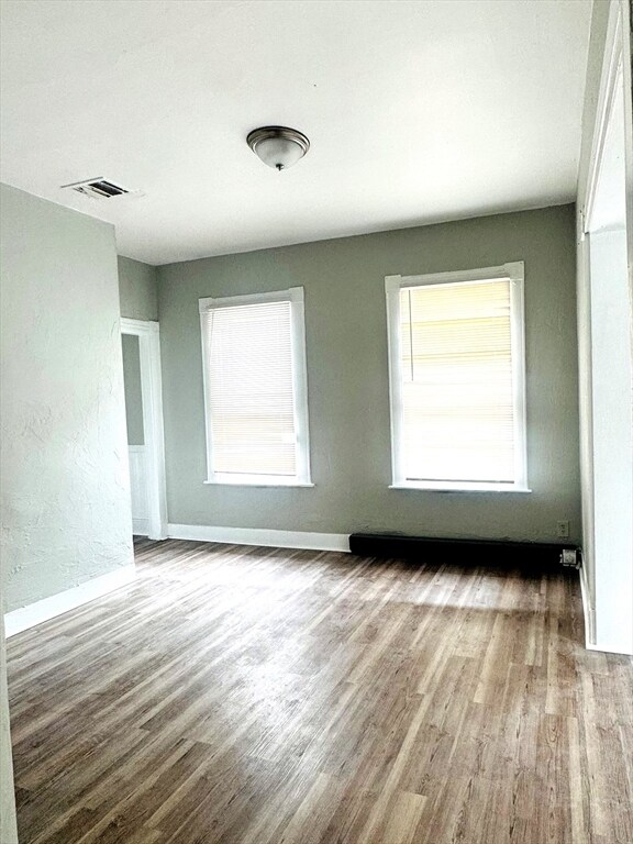 Building Photo - 738 Central St