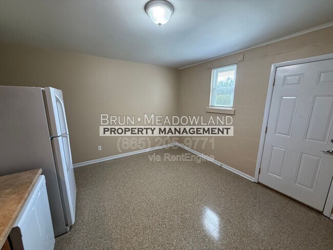 Building Photo - 5200 John Hall Rd