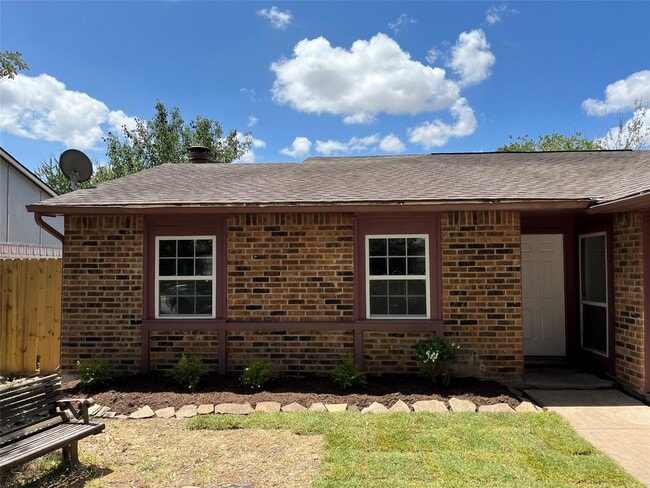 Building Photo - 6906 Gettysburg Dr