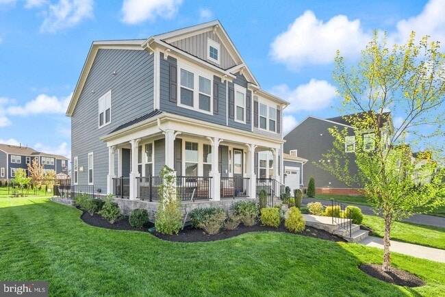 Primary Photo - 1108 Coubertin Dr SE