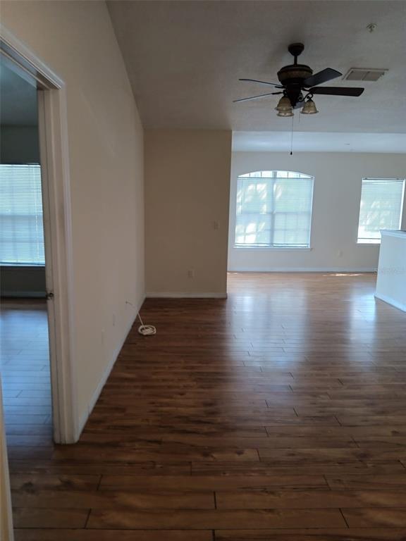Building Photo - 4352 S Kirkman Rd