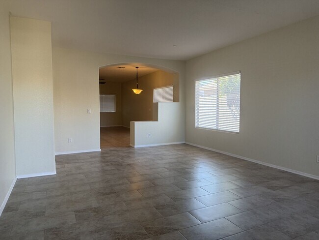 Building Photo - 4 Bedroom in San Tan Ranch, Gilbert!
