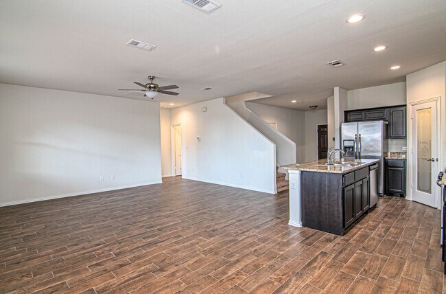 Building Photo - 7321 Fossell Ranch Rd