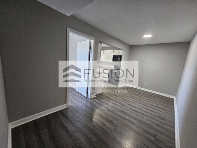 Building Photo - 400 NW 65th Ave