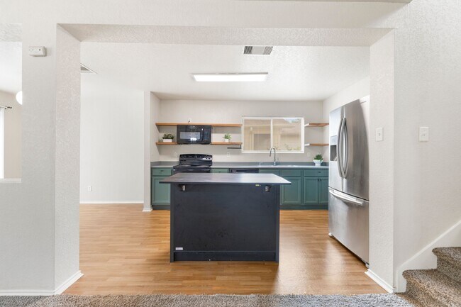 Building Photo - 10034 Southern Sun