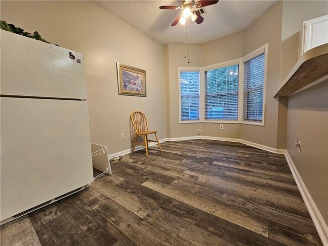 Building Photo - 3351 Governors Ct